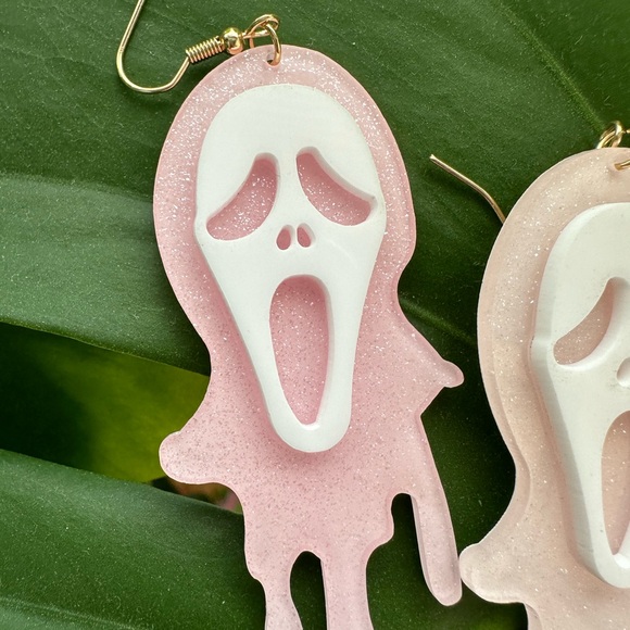 Pink Sparkly Ghost Face Halloween Dangle Earrings, NWT - Picture 4 of 4
